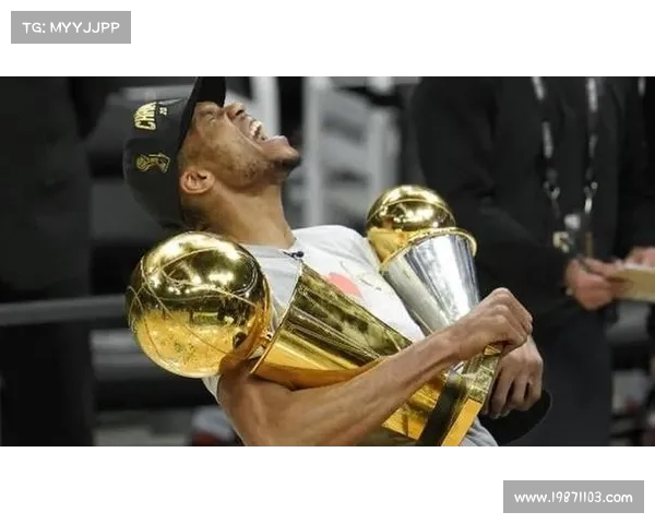 NBA社区热议：新赛季最值得关注的球员与球队，谁能脱颖而出成为冠军热门？