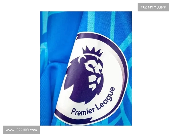 2025年夏季足球转会市场动态更新报告发布会暨关键球员转会趋势分析