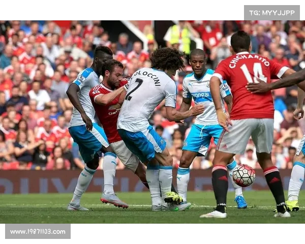 英超赛场心理博弈：教练与球员间的智力较量与策略对抗